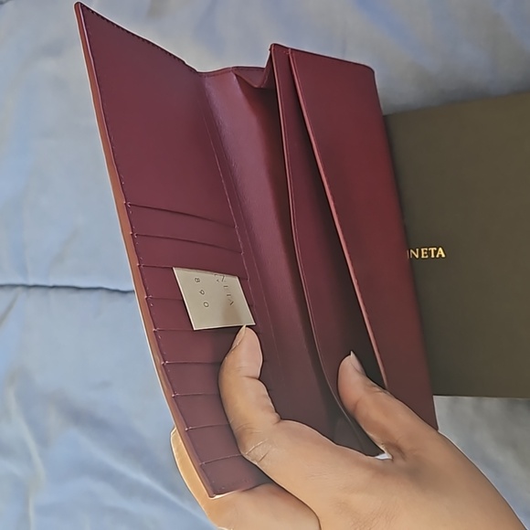 🛑BOTTEGA VENETA Textured Leather Continental Wallet - Picture 5 of 8